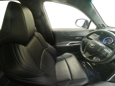 Certified 2021 Toyota Venza XLE w/ Softex Package AWD/4WD image 33