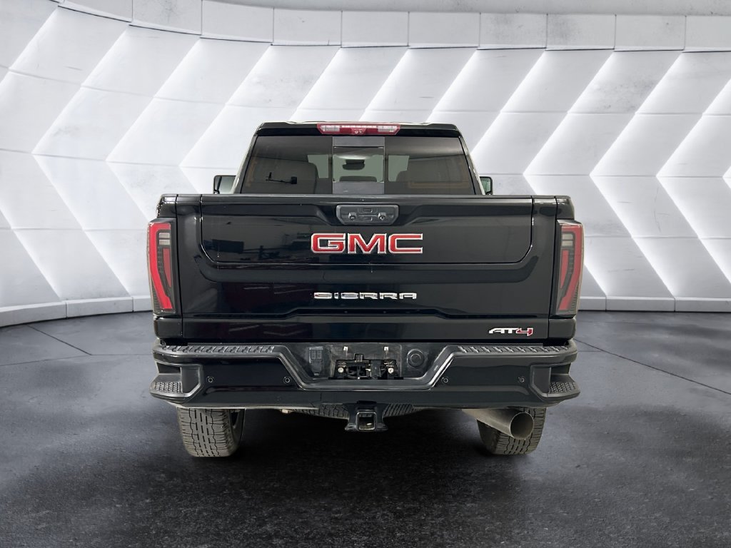 Used 2024 GMC Sierra 2500 AT4 w/ AT4 Premium Plus Package AWD/4WD image 5