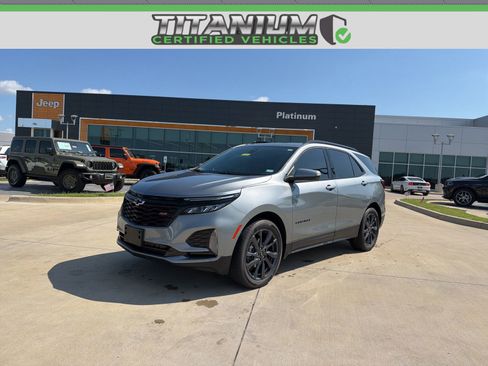 Used 2024 Chevrolet Equinox RS FWD image 1