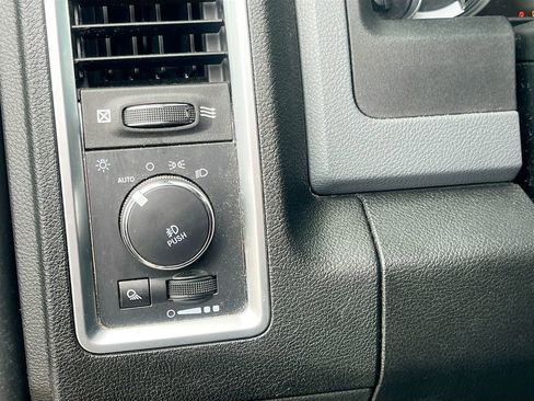 Used 2019 RAM 1500 Classic Warlock w/ Electronics Group RWD image 10