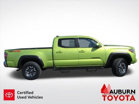 Certified 2023 Toyota Tacoma TRD Off-Road AWD/4WD image 3