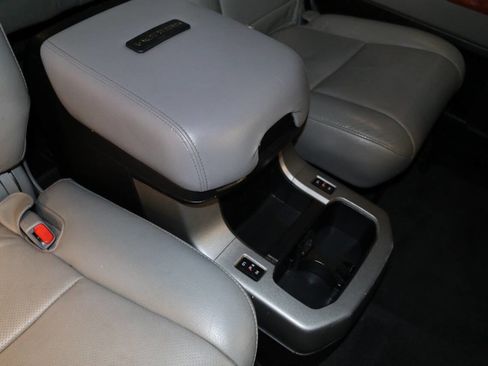 Used 2020 Toyota Sequoia Platinum image 80