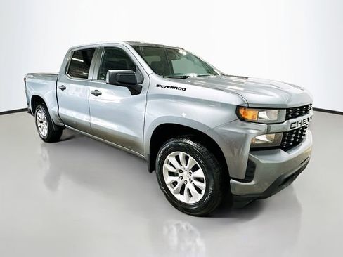 Used 2021 Chevrolet Silverado 1500 Custom w/ LPO, Dark Essentials Package AWD/4WD image 5