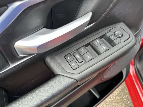 Used 2025 RAM 1500 Big Horn AWD/4WD image 17