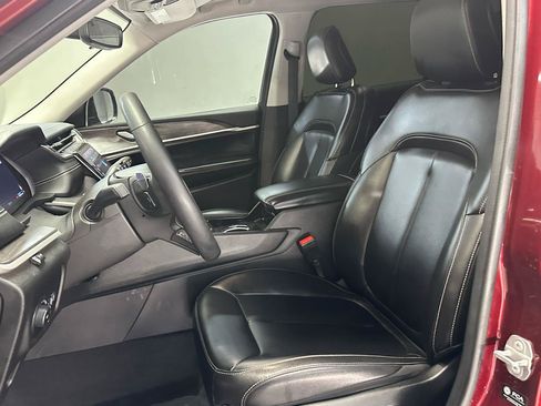 Used 2023 Jeep Grand Cherokee L Limited w/ Black Appearance Package RWD image 24