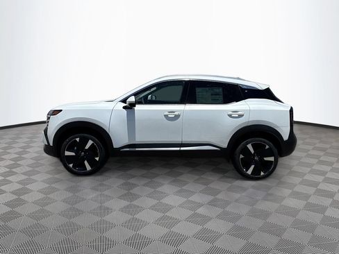 Used 2025 Nissan Kicks SR w/ SR Premium Package AWD/4WD image 7