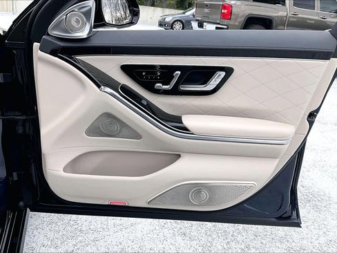 Used 2022 Mercedes-Benz S 580 4MATIC Sedan image 23