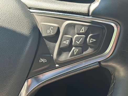 Used 2024 Chevrolet Equinox LT AWD/4WD image 22