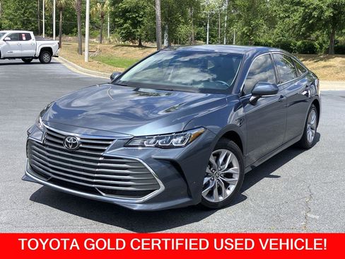 Certified 2021 Toyota Avalon XLE FWD image 1