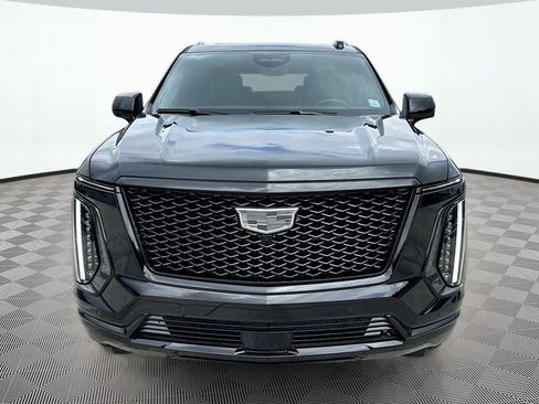 New 2026 Cadillac Escalade Platinum Sport w/ LPO, ONYX Package AWD/4WD image 2