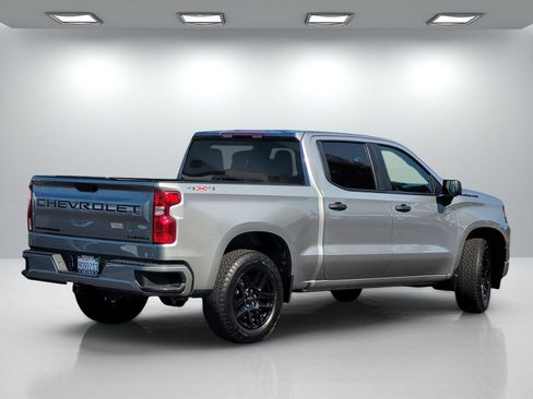 Used 2023 Chevrolet Silverado 1500 Custom w/ LPO, Dark Essentials Package AWD/4WD image 4
