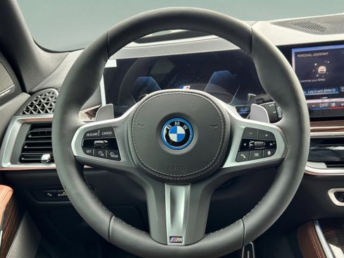 New 2026 BMW X5 xDrive50e w/ M Sport Package image 9