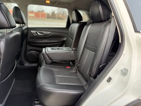 Used 2015 Nissan Rogue SL w/ SL Premium Package image 19