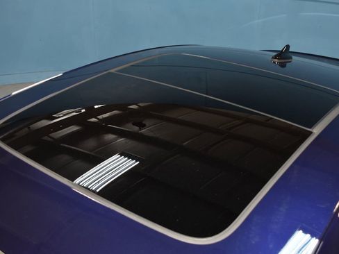 Used 2024 Audi Q4 e-tron Premium image 25