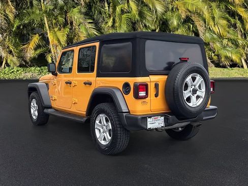 Used 2021 Jeep Wrangler Unlimited Sport AWD/4WD image 7