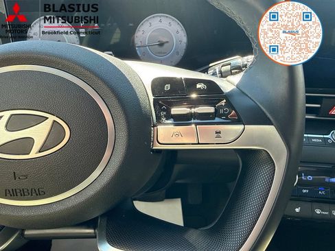 Used 2024 Hyundai Elantra SEL w/ Convenience Package FWD image 24
