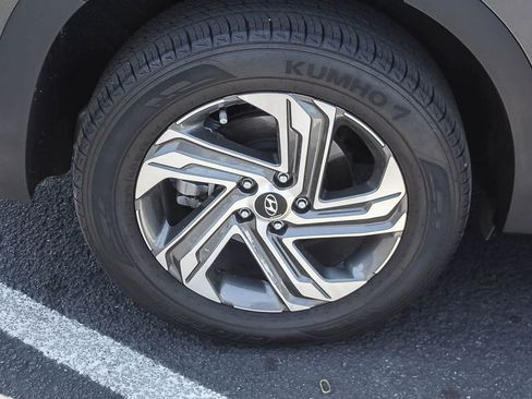 Used 2023 Hyundai Santa Fe SEL FWD image 11