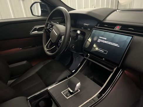 Used 2026 Land Rover Range Rover Velar Dynamic SE image 22