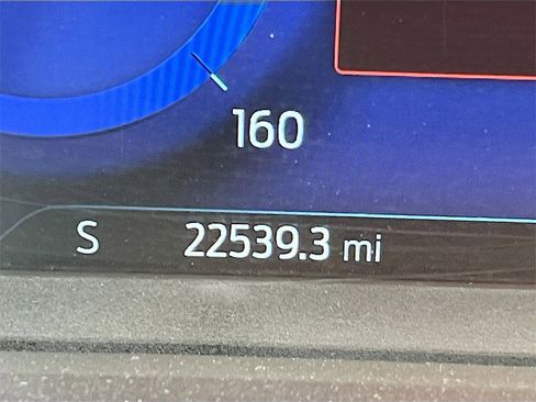 Used 2022 Ford Escape Titanium w/ Class II Trailer Tow Package image 12