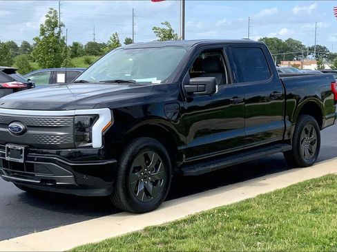 Used 2023 Ford F150 Lightning XLT w/ Equipment Group 312A High AWD/4WD image 5