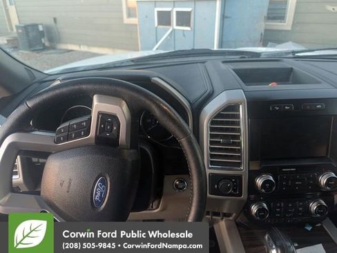 Used 2015 Ford F150 Lariat w/ Equipment Group 502A Luxury image 15