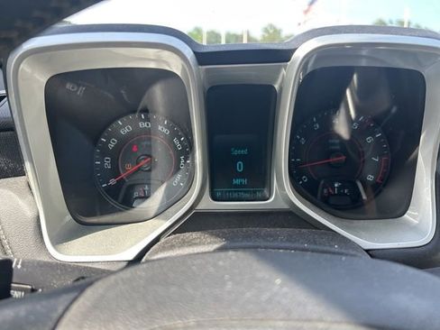Used 2015 Chevrolet Camaro LT w/ 1LT Preferred Package RWD image 7