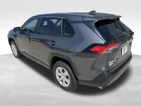 Used 2023 Toyota RAV4 LE AWD/4WD image 3