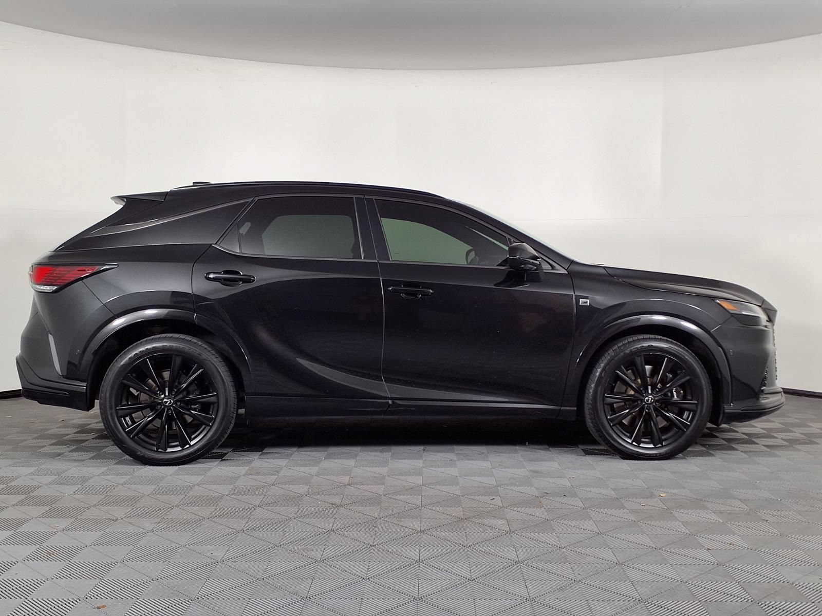 Used 2024 Lexus RX 500h F Sport w/ Convenience Package AWD/4WD image 33