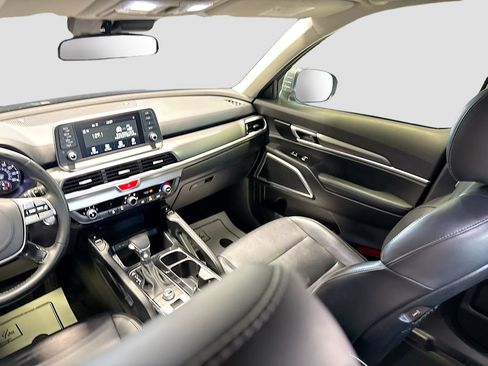 Used 2021 Kia Telluride S FWD image 21