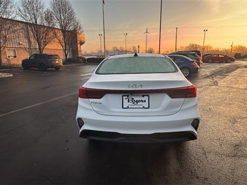 Used 2024 Kia Forte LXS image 30