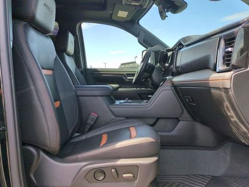 Used 2024 GMC Sierra 2500 AT4 w/ AT4 Premium Plus Package AWD/4WD image 37
