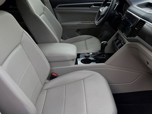 Used 2022 Volkswagen Atlas SE w/ Panoramic Sunroof Package AWD/4WD image 47