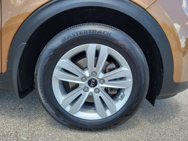Used 2019 Kia Sportage LX FWD image 7