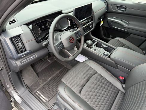 New 2026 Nissan Pathfinder Rock Creek AWD/4WD image 4