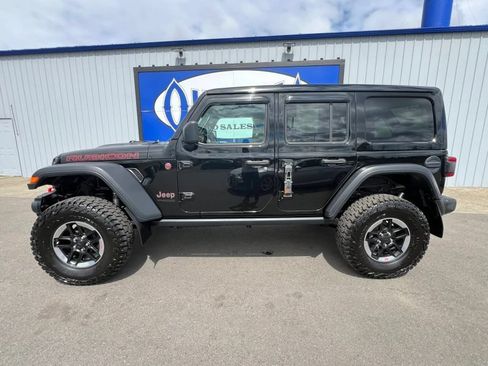 Used 2019 Jeep Wrangler Unlimited Rubicon w/ Advanced Safety Group AWD/4WD image 17
