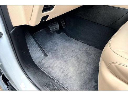 Certified 2025 Jeep Grand Cherokee Limited RWD image 29