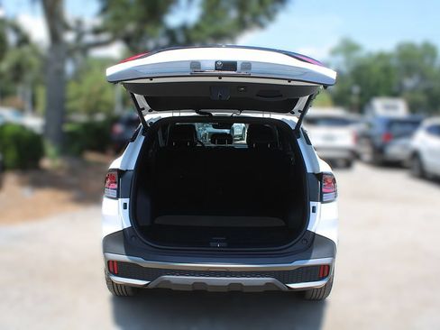 Certified 2023 Kia Sportage X-Line w/ X-Line Premium Package AWD/4WD image 9