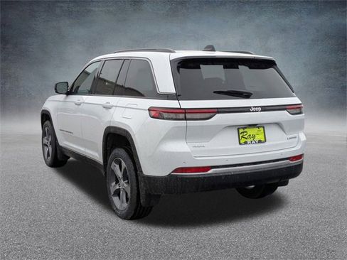 New 2026 Jeep Grand Cherokee Limited image 6