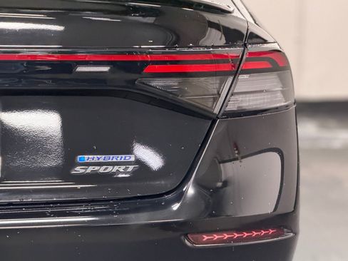 Used 2024 Honda Accord Sport image 14