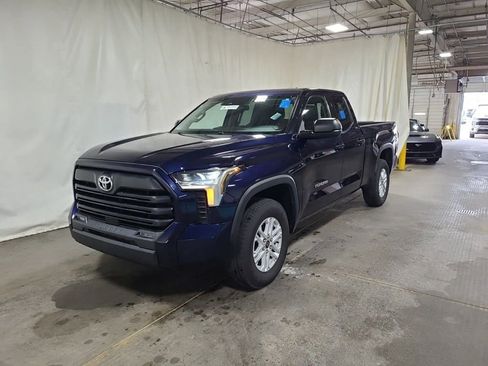 Used 2022 Toyota Tundra SR5 w/ SR5 Premium Package image 1