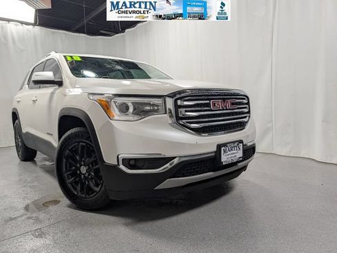 Used 2018 GMC Acadia SLT FWD image 1