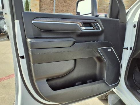 Certified 2024 Chevrolet Silverado 2500 LTZ w/ LTZ Convenience Package image 20