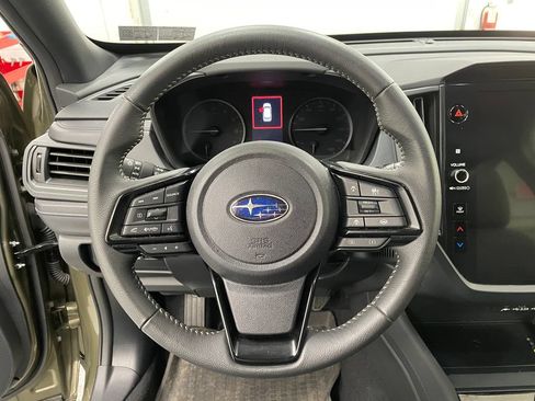 Certified 2025 Subaru Forester Premium AWD/4WD image 6
