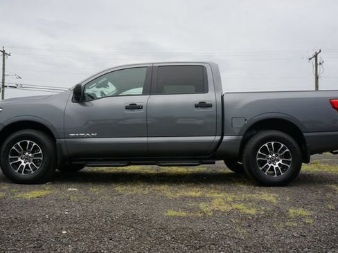 Certified 2024 Nissan Titan SV w/ SV Convenience Package AWD/4WD image 7