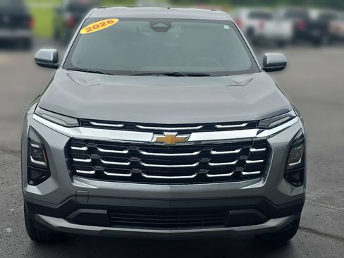 Used 2026 Chevrolet Equinox LT AWD/4WD image 11