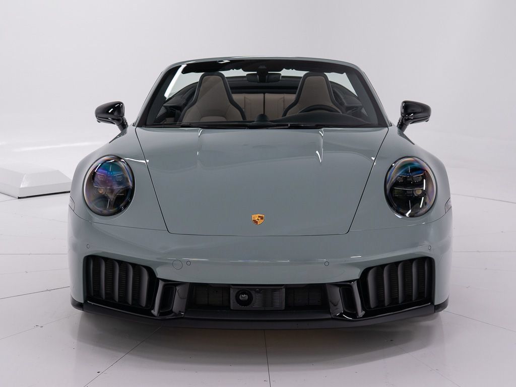 Used 2026 Porsche 911 Carrera GTS RWD image 8