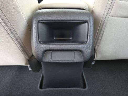 Used 2024 Honda HR-V LX image 18
