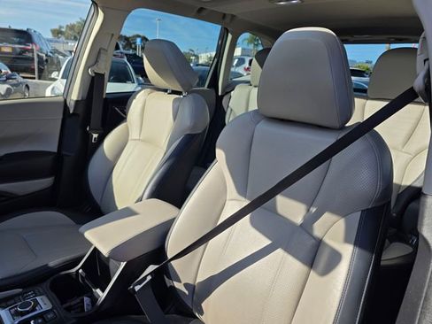 Certified 2023 Subaru Forester Limited AWD/4WD image 17
