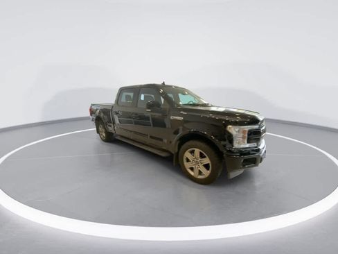 Used 2018 Ford F150 Lariat w/ Equipment Group 502A Luxury AWD/4WD image 3
