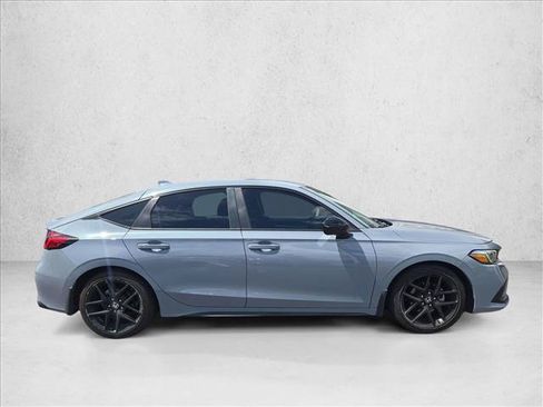 Used 2024 Honda Civic Sport image 4